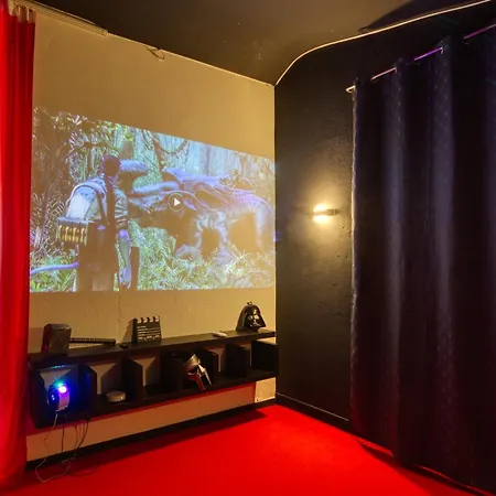 Villa Nais 126m2-zen-salle Cinema-piscine